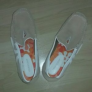 Women's loafers, 8.5